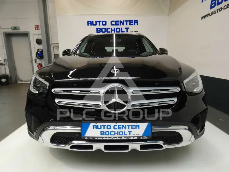 2020 Mercedes Benz GLC 220