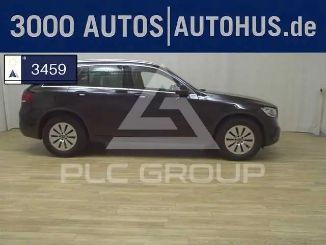 2020 Mercedes Benz GLC 220