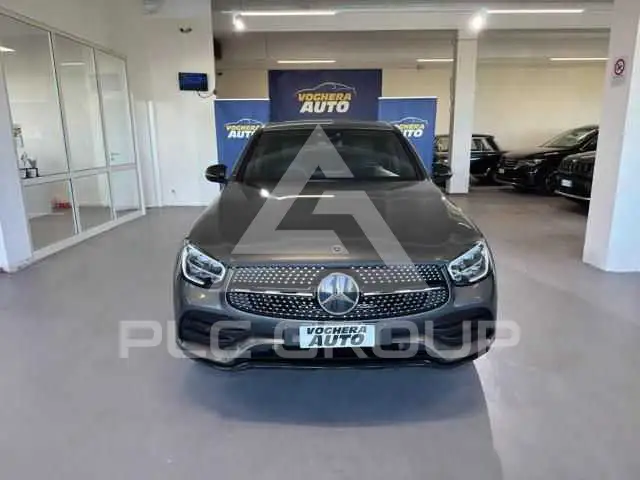 2020 Mercedes Benz GLC 220