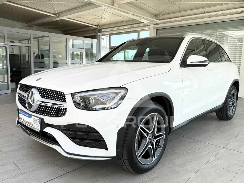 2020 Mercedes Benz GLC 220