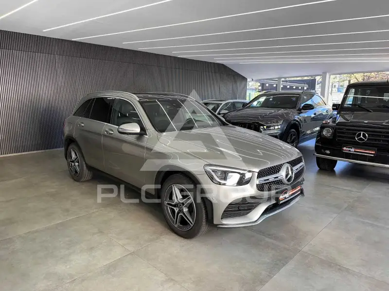 2020 Mercedes Benz GLC 220