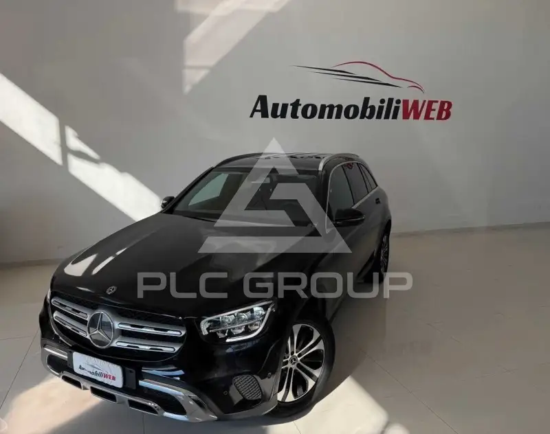 2020 Mercedes Benz GLC 220