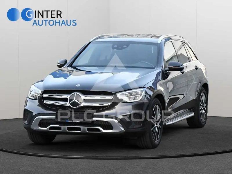 2020 Mercedes Benz GLC 220