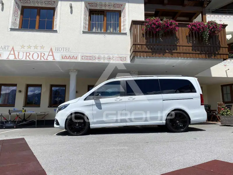 2020 Mercedes Benz V 300