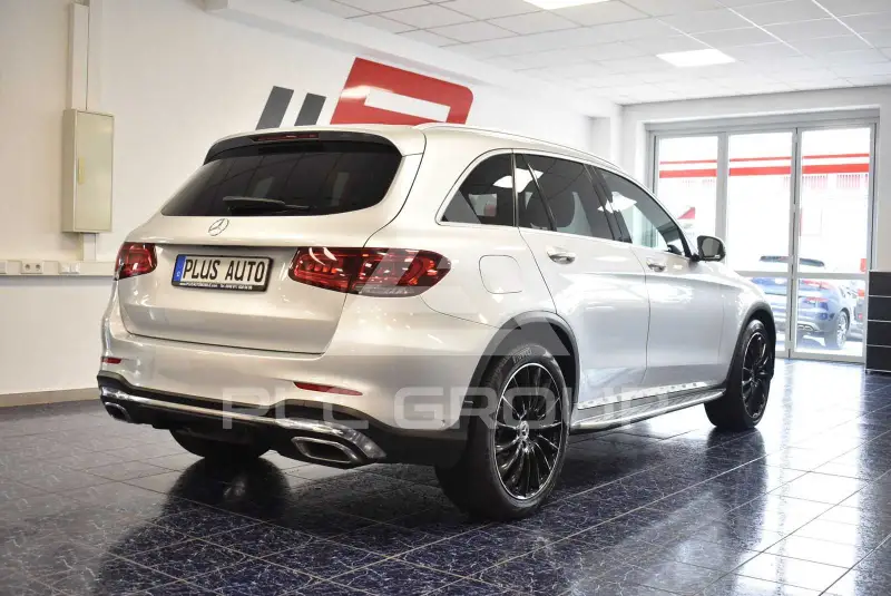 2020 Mercedes Benz GLC 400