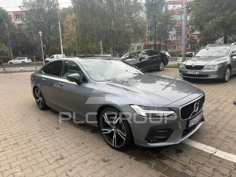 2020 Volvo S90