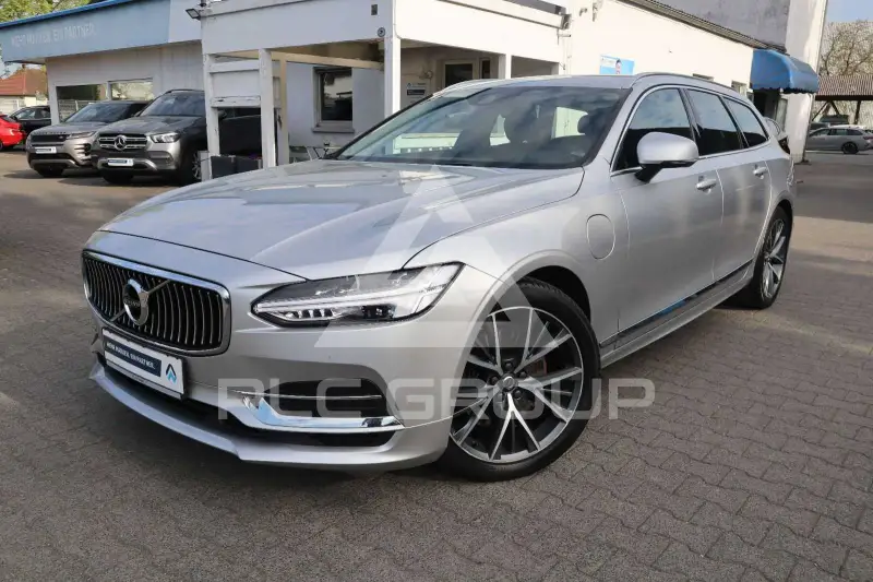 2020 Volvo V90