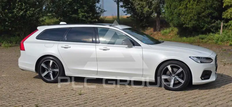 2020 Volvo V90
