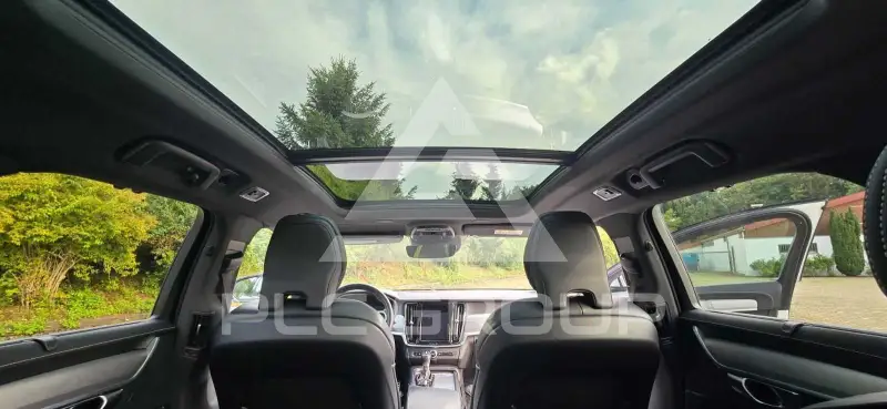 2020 Volvo V90