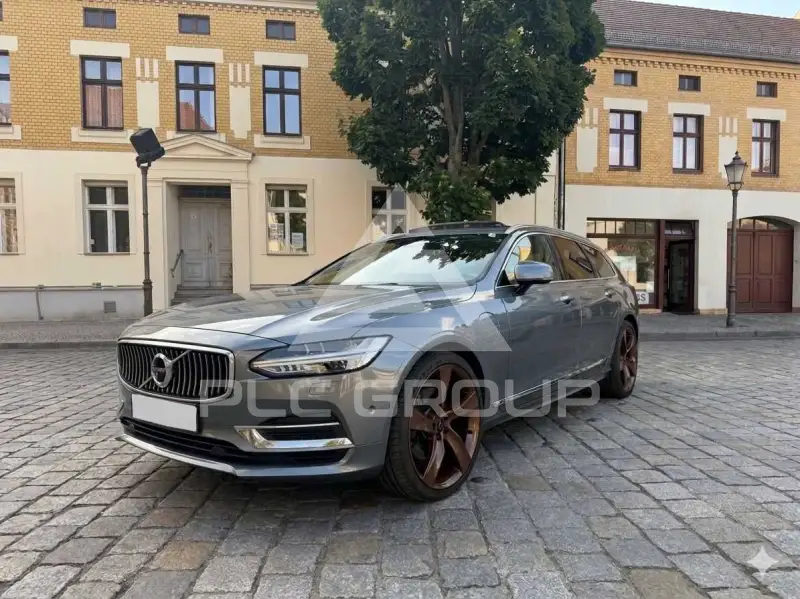 2020 Volvo V90