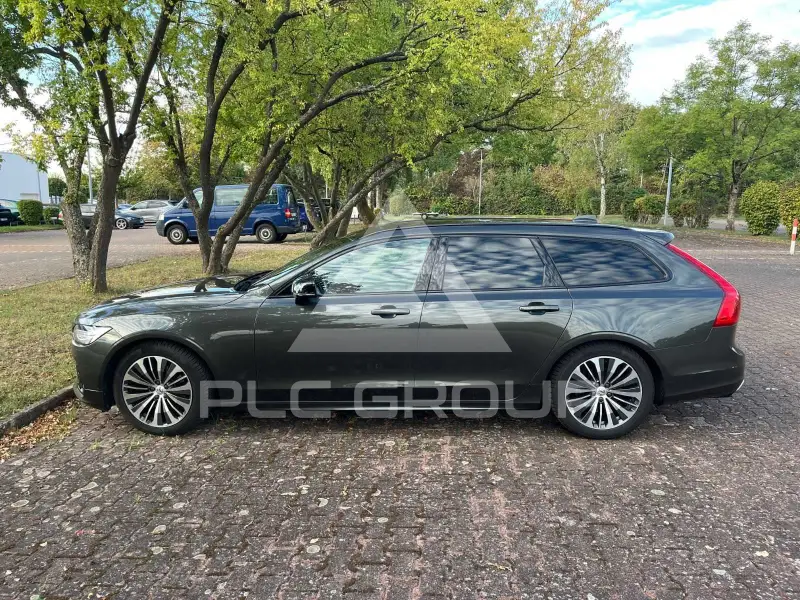 2020 Volvo V90