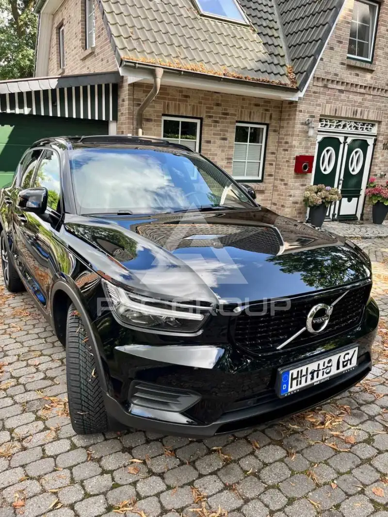 2020 Volvo XC40