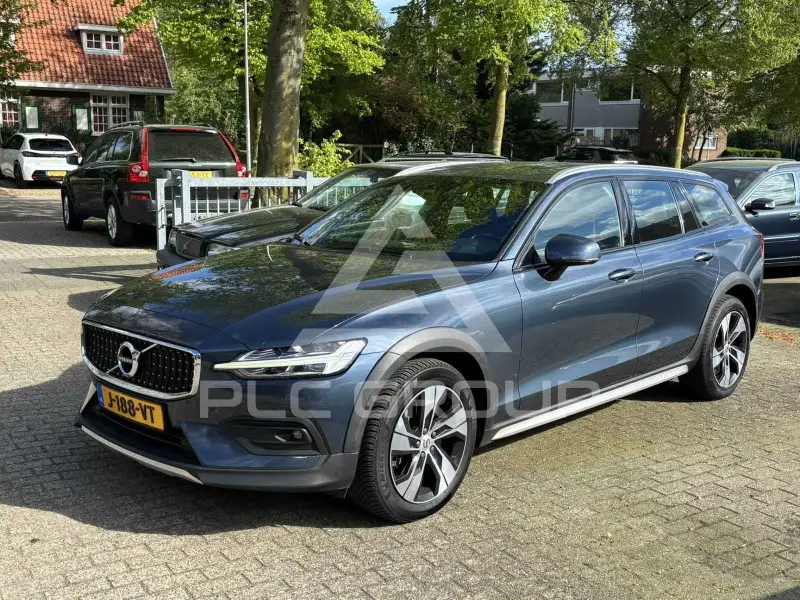 2020 Volvo V60