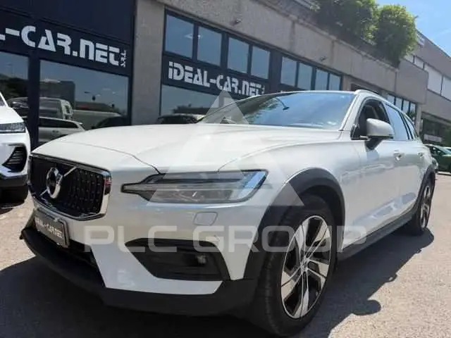 2020 Volvo V60