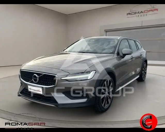 2020 Volvo V60