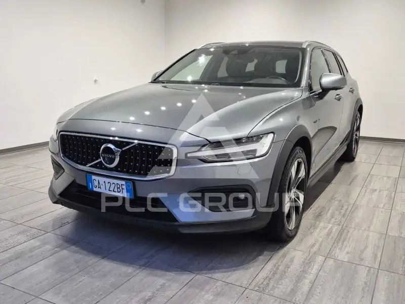 2020 Volvo V60