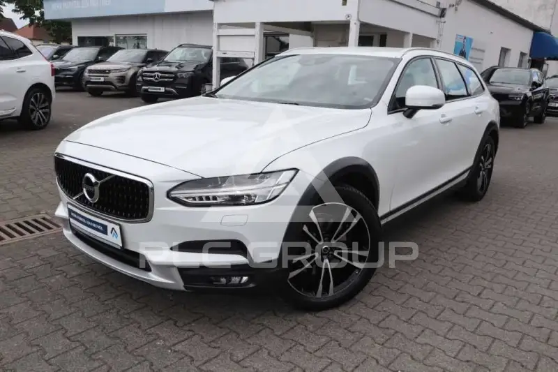 2020 Volvo V90
