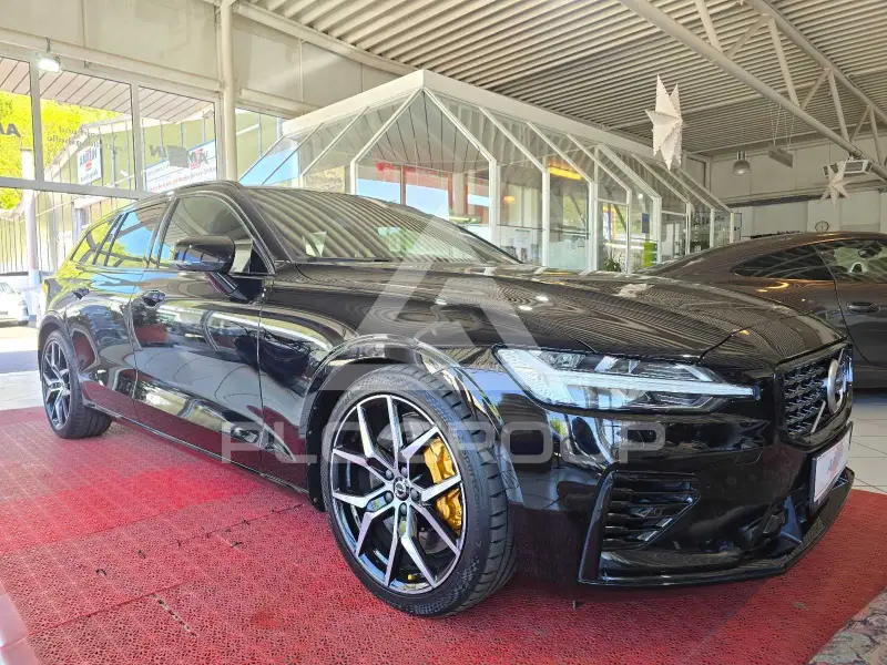 2020 Volvo V60
