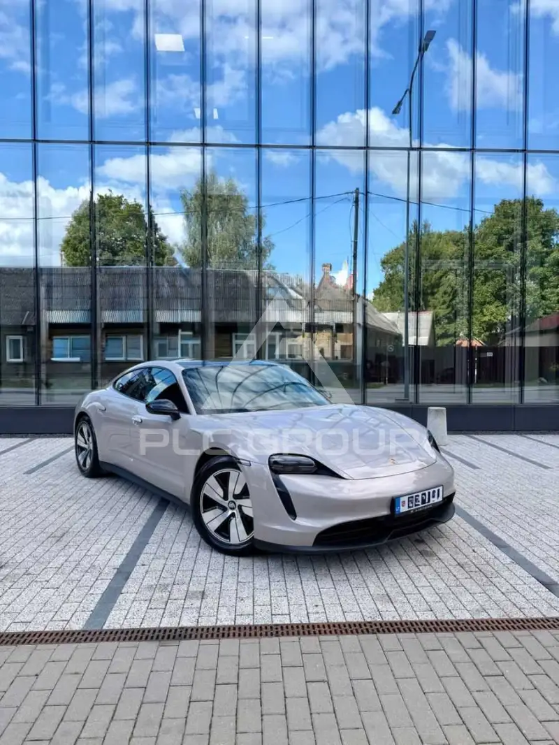 2020 Porsche Taycan