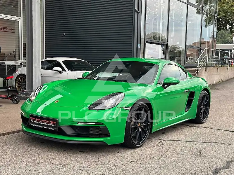 2020 Porsche Cayman