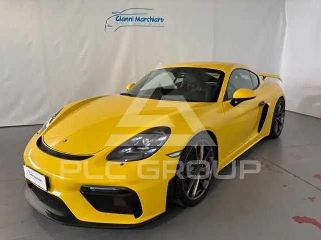 2020 Porsche Cayman