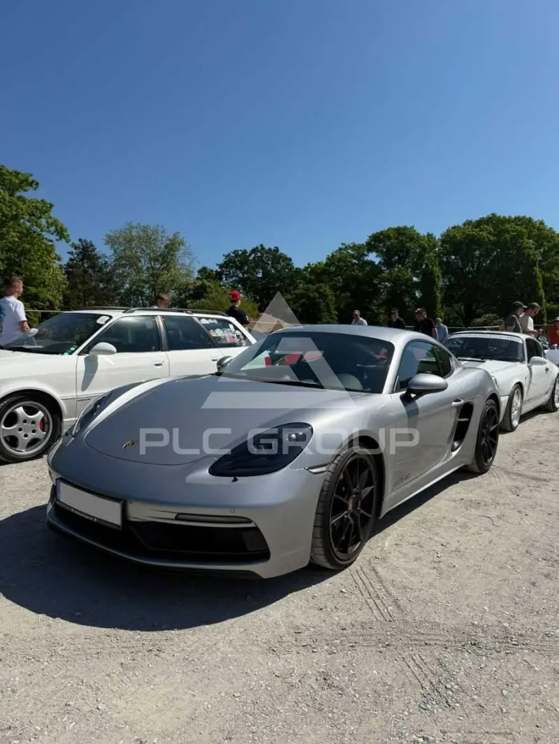 2020 Porsche Cayman