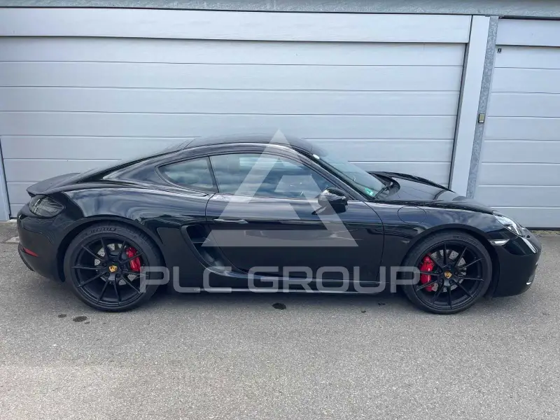 2020 Porsche Cayman