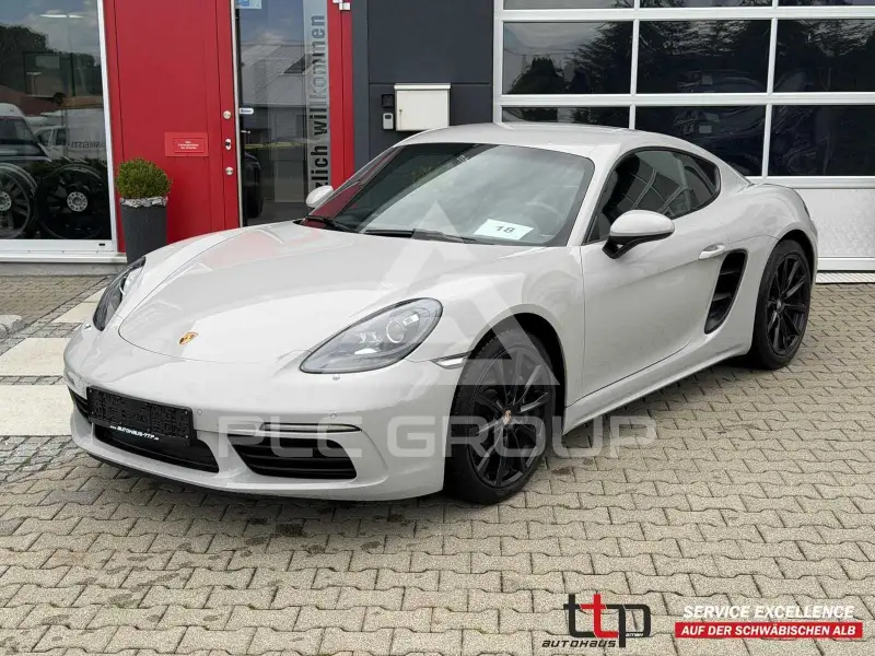 2020 Porsche Cayman