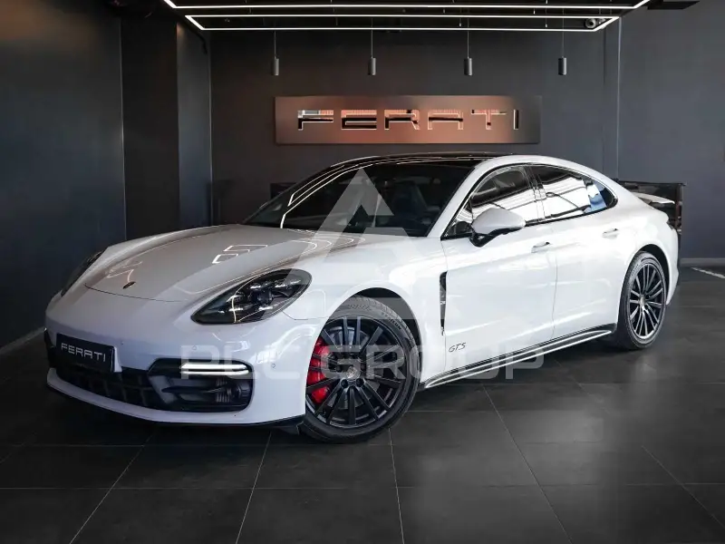 2020 Porsche Panamera