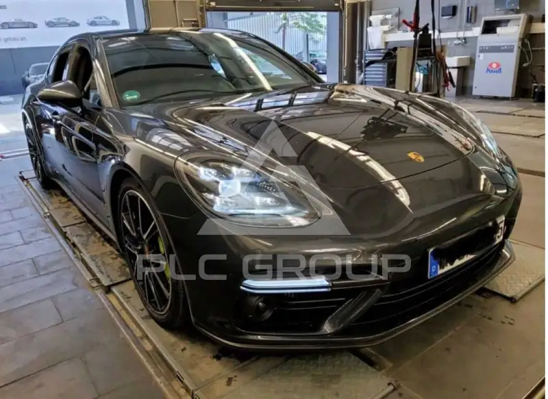 2020 Porsche Panamera