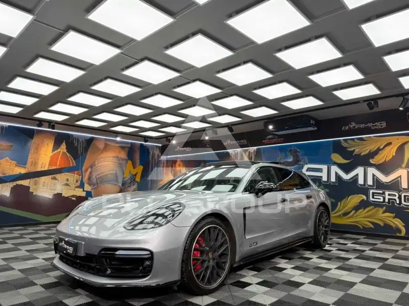 2020 Porsche Panamera
