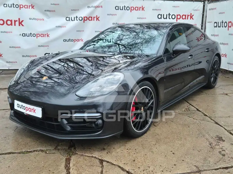 2020 Porsche Panamera