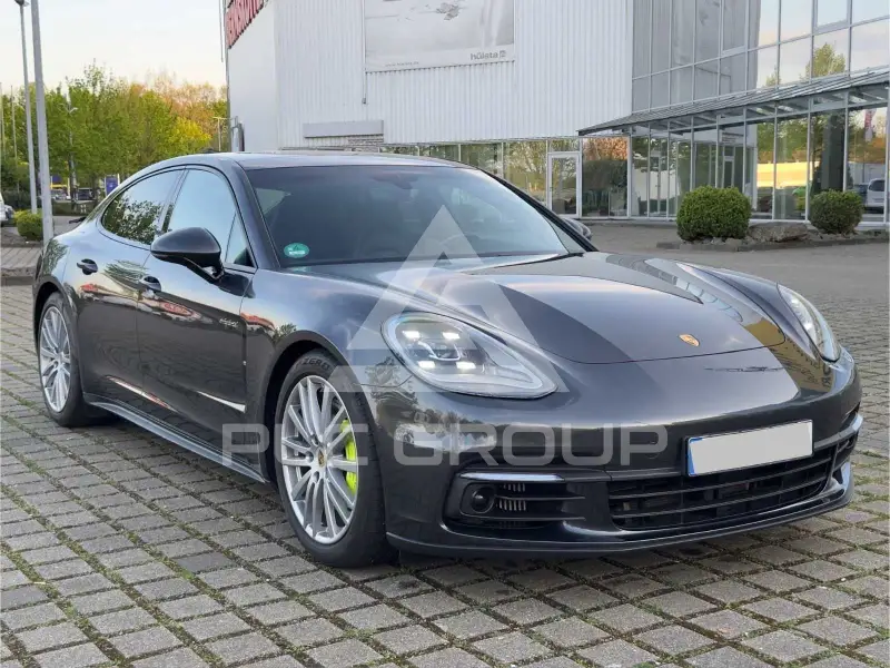 2020 Porsche Panamera