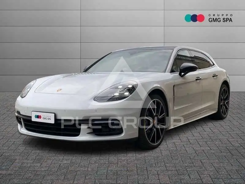 2020 Porsche Panamera