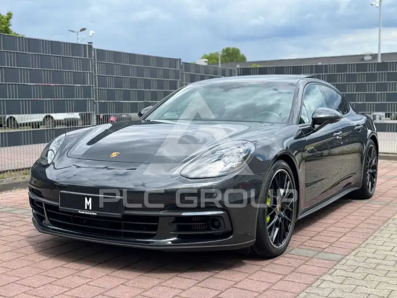 2020 Porsche Panamera