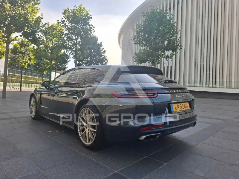 2020 Porsche Panamera