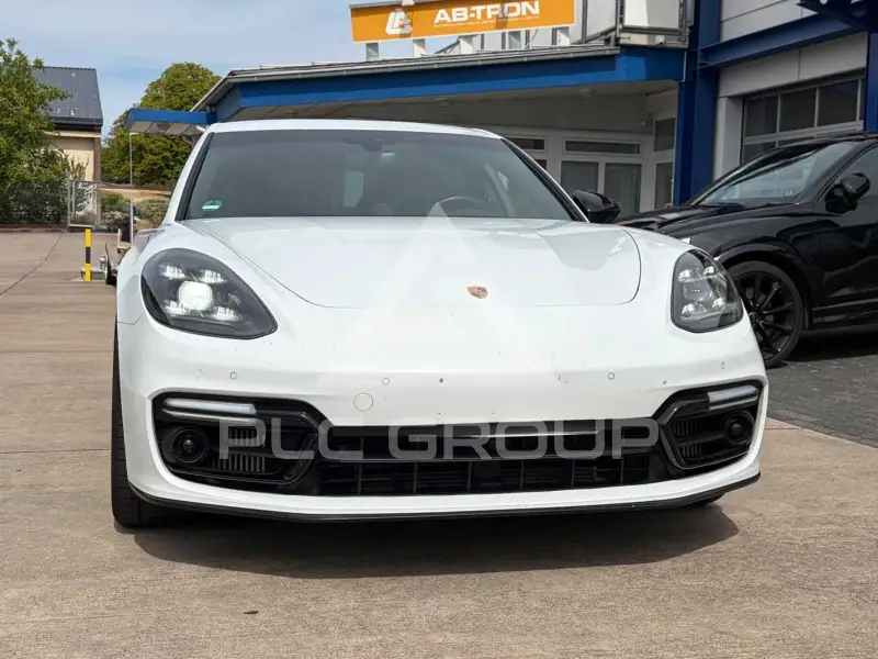 2020 Porsche Panamera