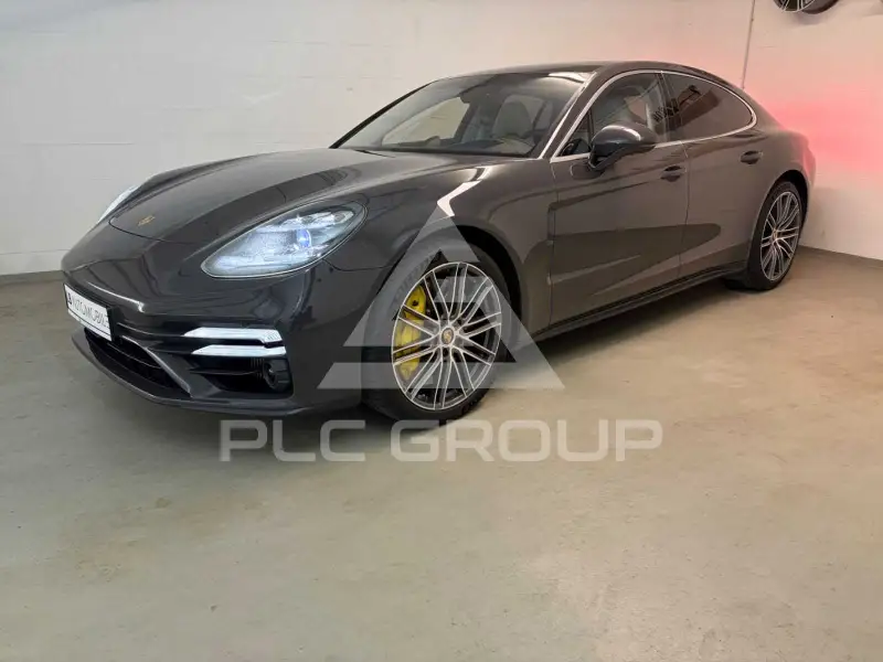 2020 Porsche Panamera