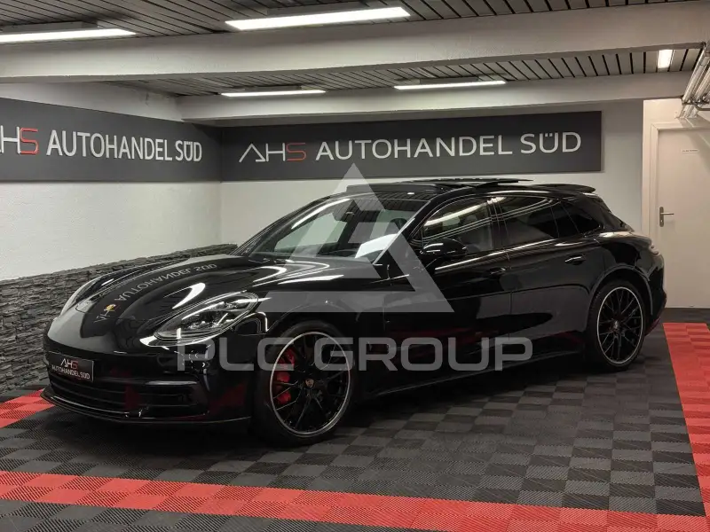 2020 Porsche Panamera