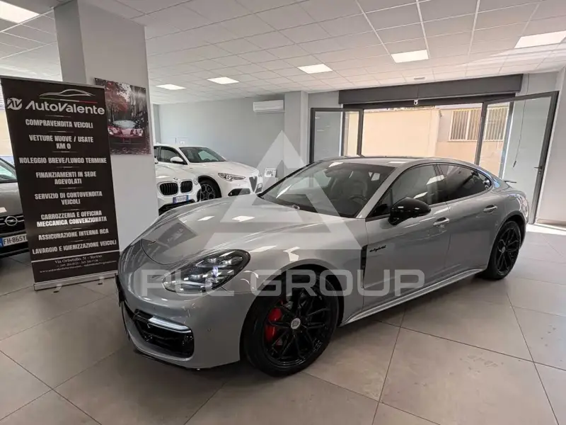 2020 Porsche Panamera