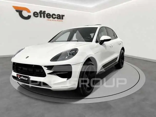 2020 Porsche MACAN