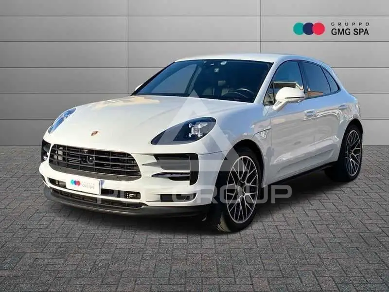 2020 Porsche MACAN