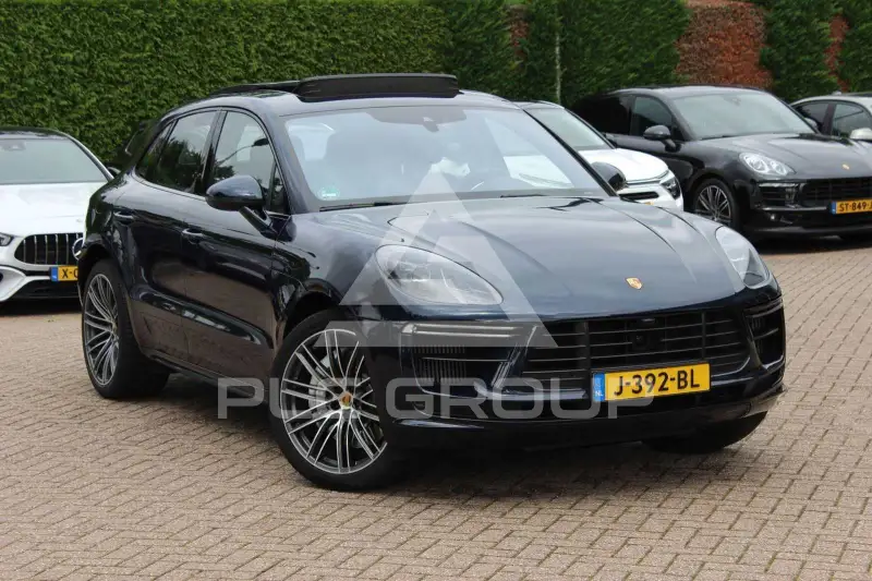2020 Porsche MACAN