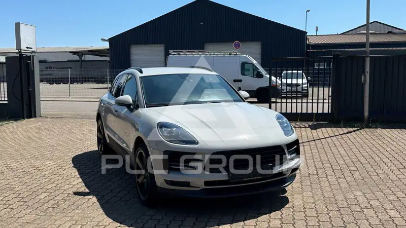 2020 Porsche MACAN