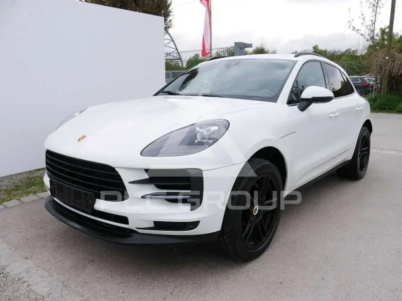 2020 Porsche MACAN
