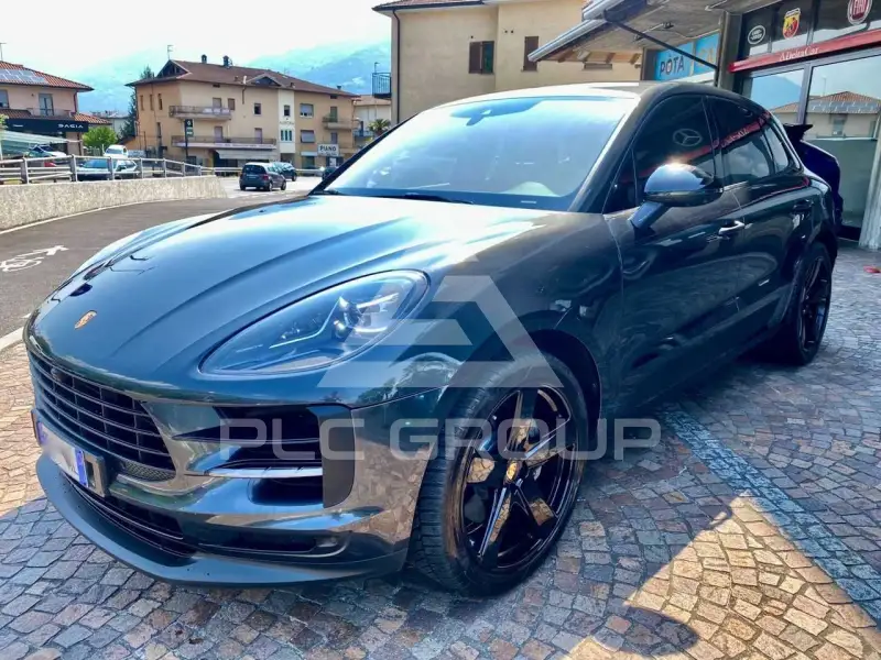 2020 Porsche MACAN