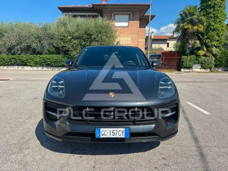 2020 Porsche MACAN