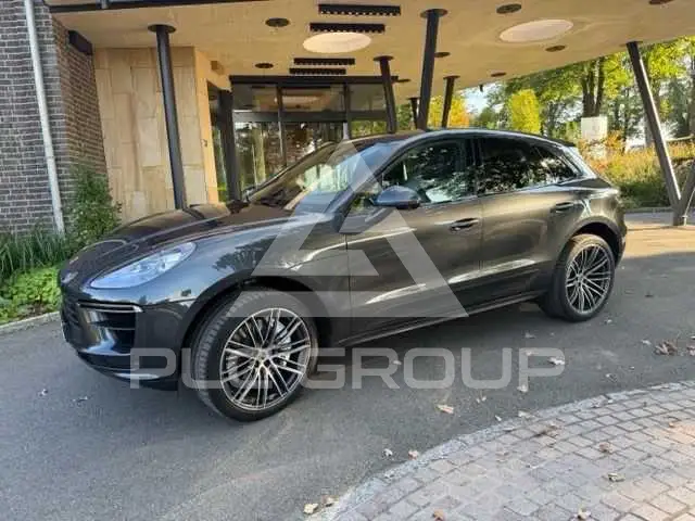2020 Porsche MACAN