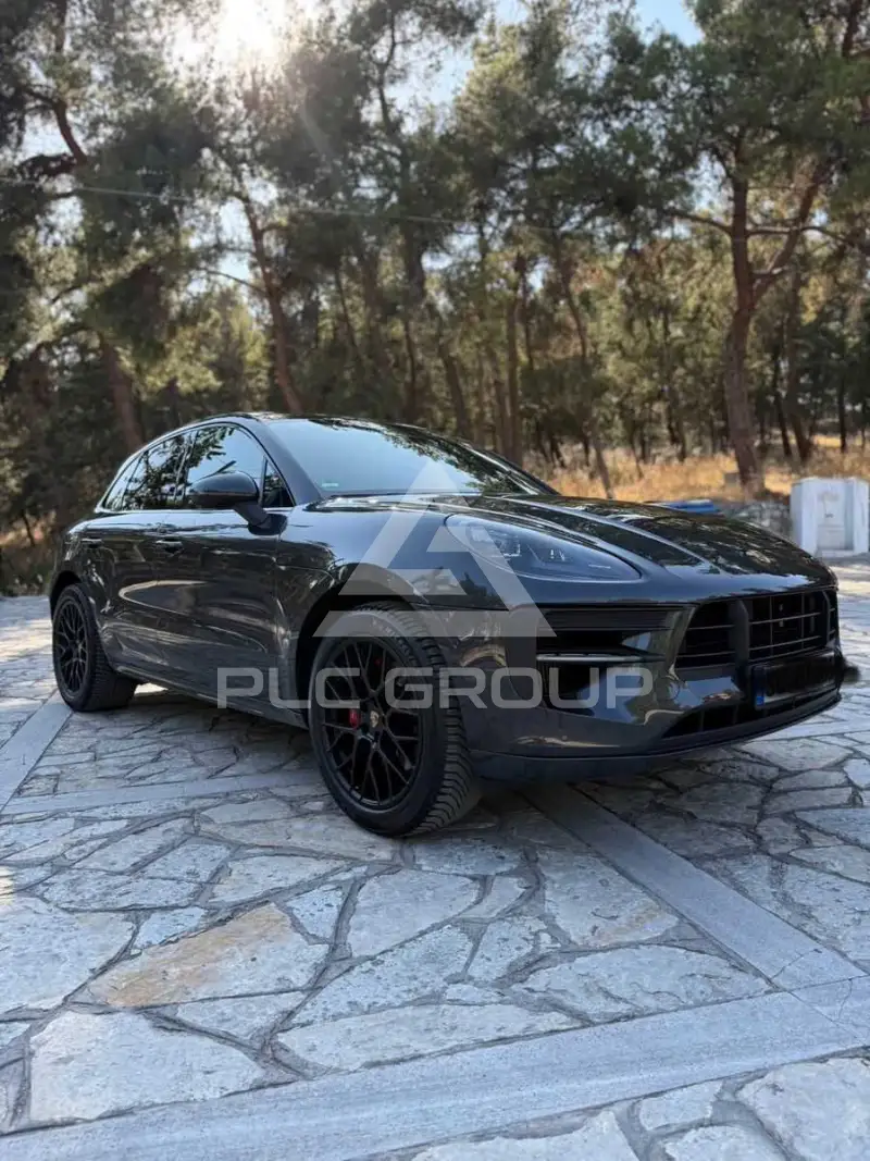 2020 Porsche MACAN