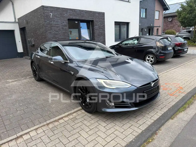 2020 Tesla Model S